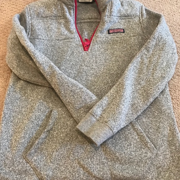 Vineyard Vines pull-over - Picture 3 of 3